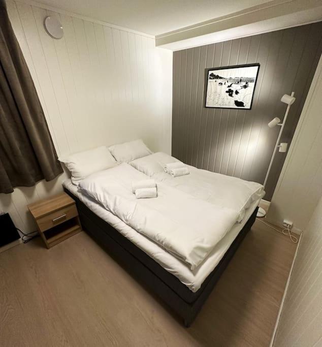 Moderne Sentral Leilighet Med 3 Soverom - Saltus ทรอมโซ ภายนอก รูปภาพ