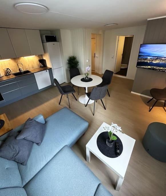 Moderne Sentral Leilighet Med 3 Soverom - Saltus ทรอมโซ ภายนอก รูปภาพ